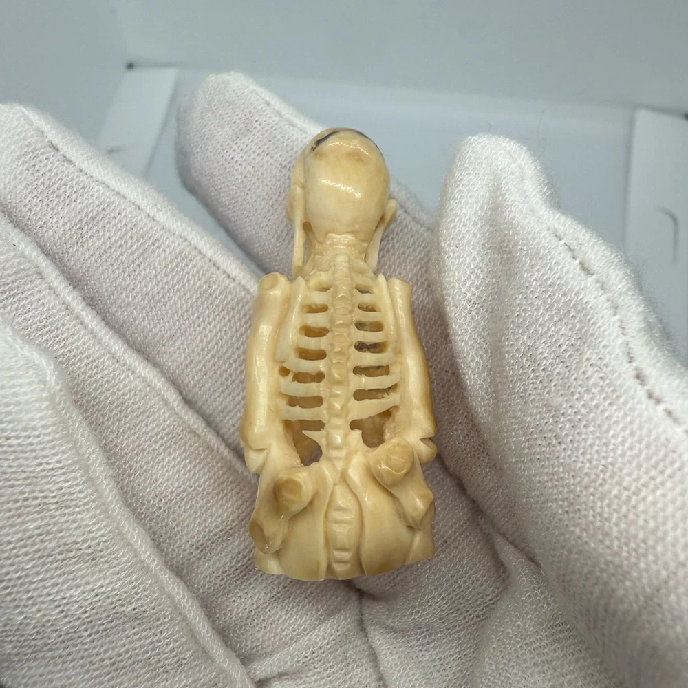 HAND CARVED Native American MOOSE ANTLER Skeleton With Emerald Eyes!